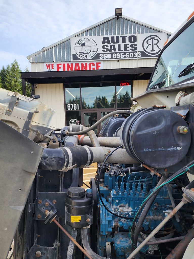 International 8100  1994