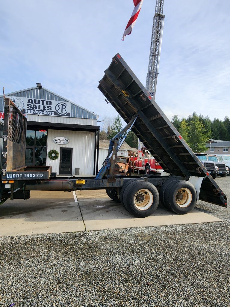 International 8100  1994