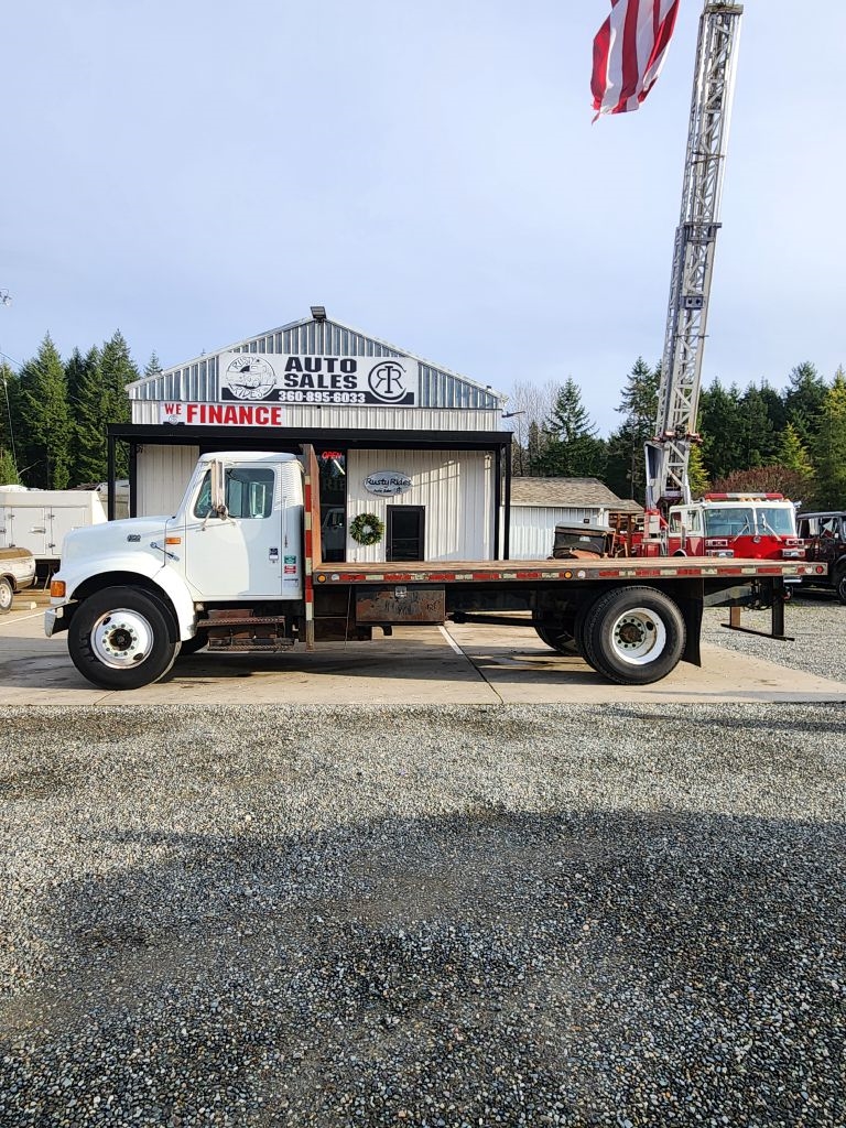 International 4700  1999