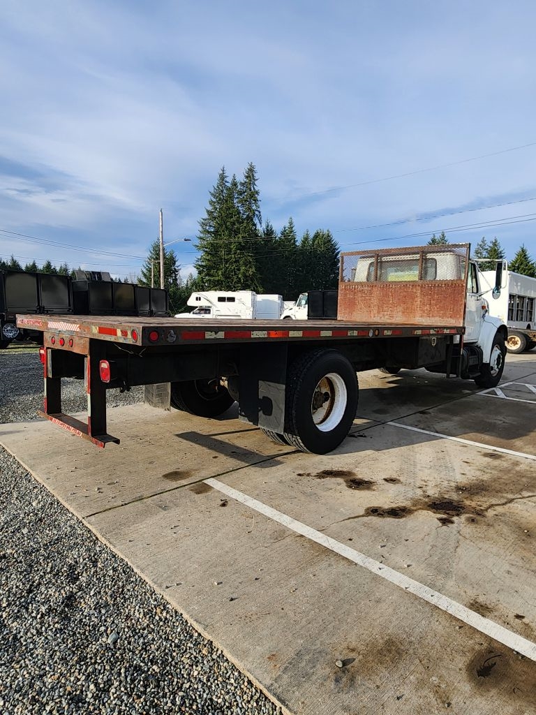 International 4700  1999