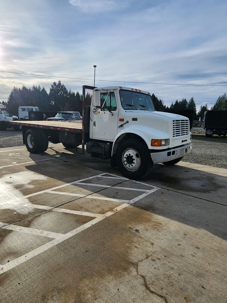 International 4700  1999