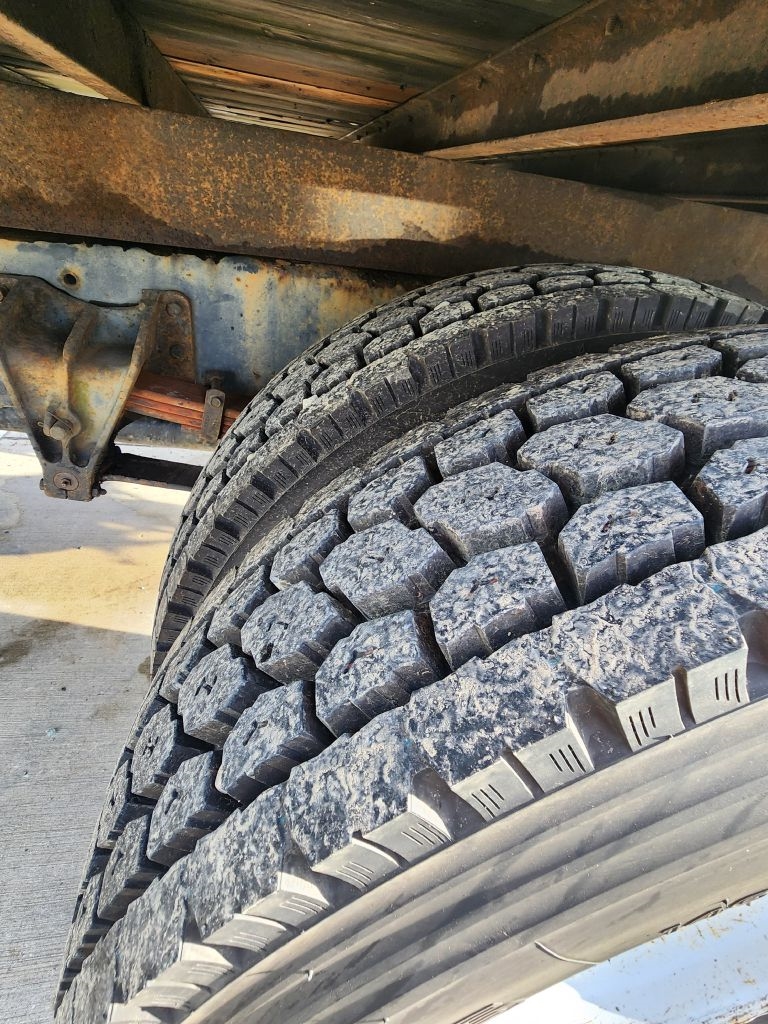 International 4700  1999