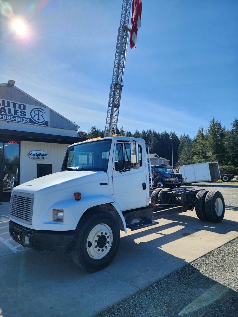 Freightliner FL70  1999