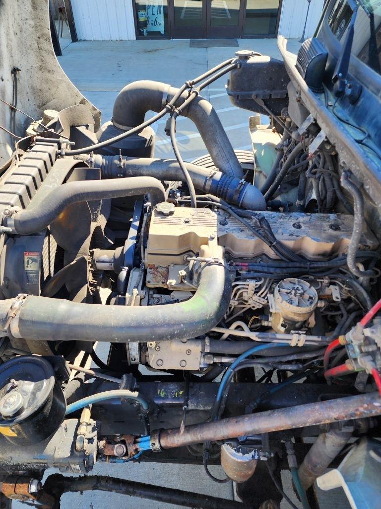 Freightliner FL70  1999