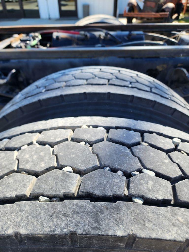 Freightliner FL70  1999