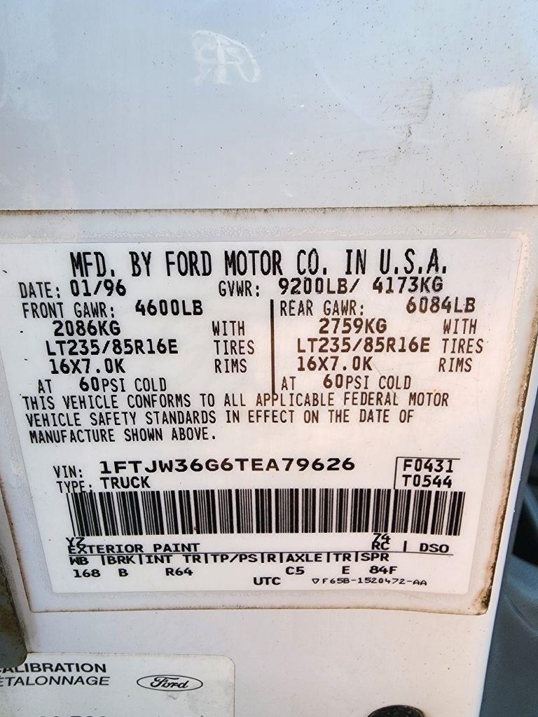 Ford F-350 XL Crew Cab 4WD 1996