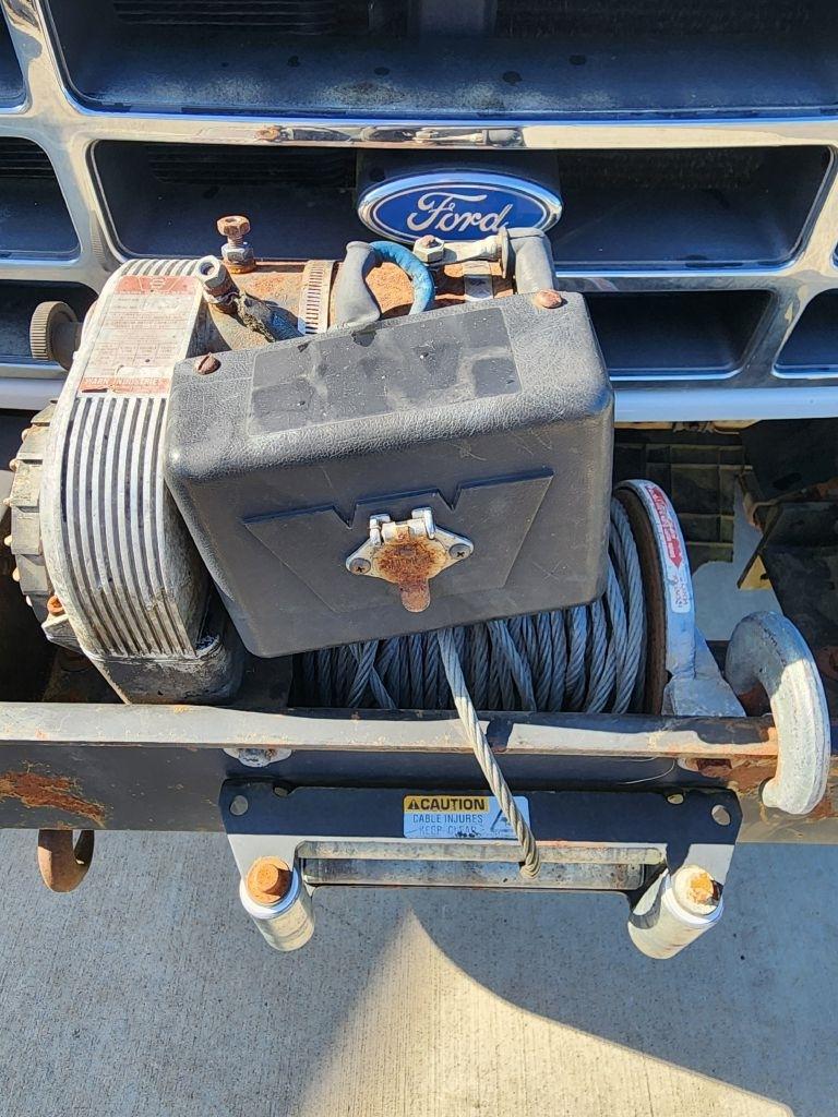 Ford F-350 XL Crew Cab 4WD 1996