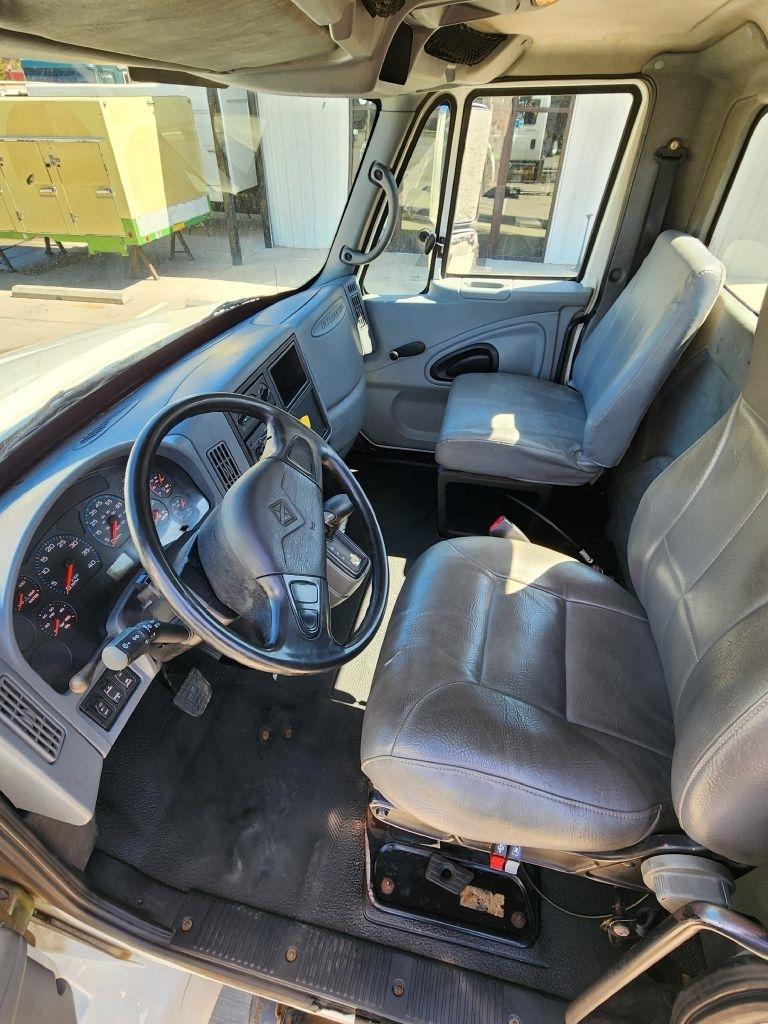 International 4300  2007