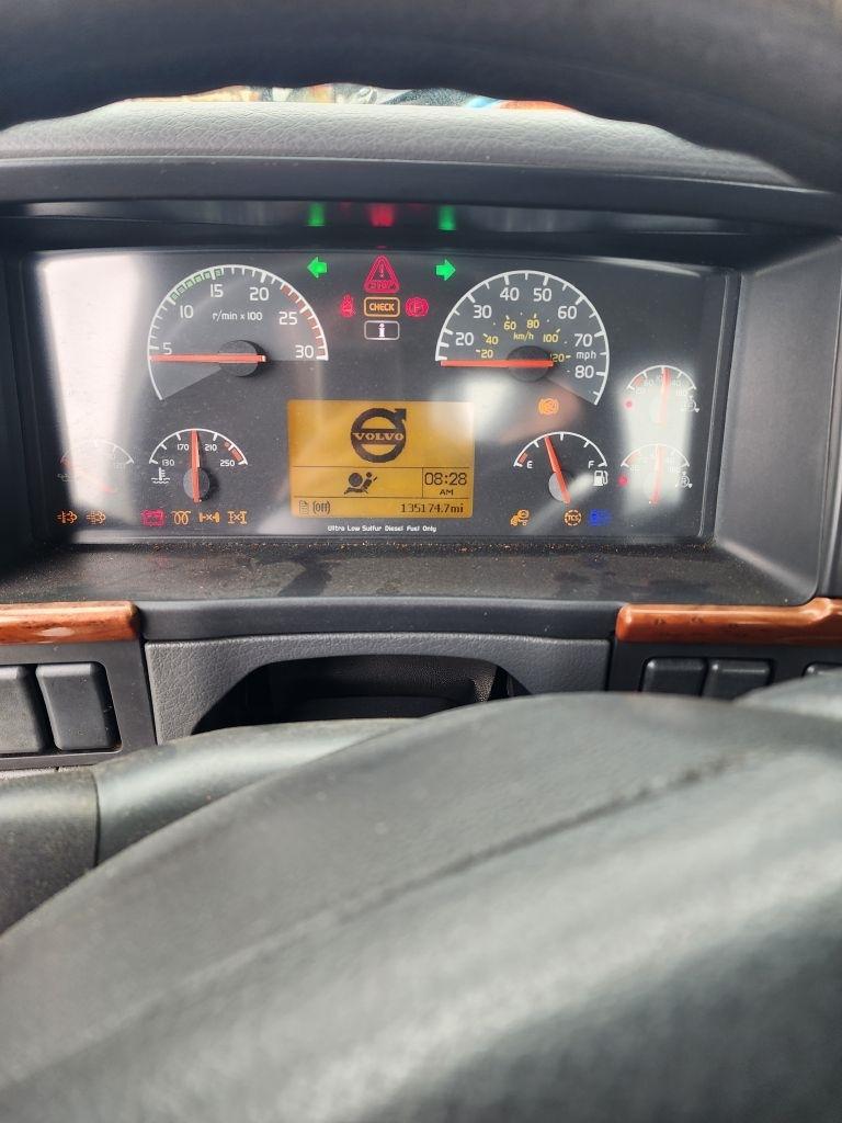 Volvo VHD  2011