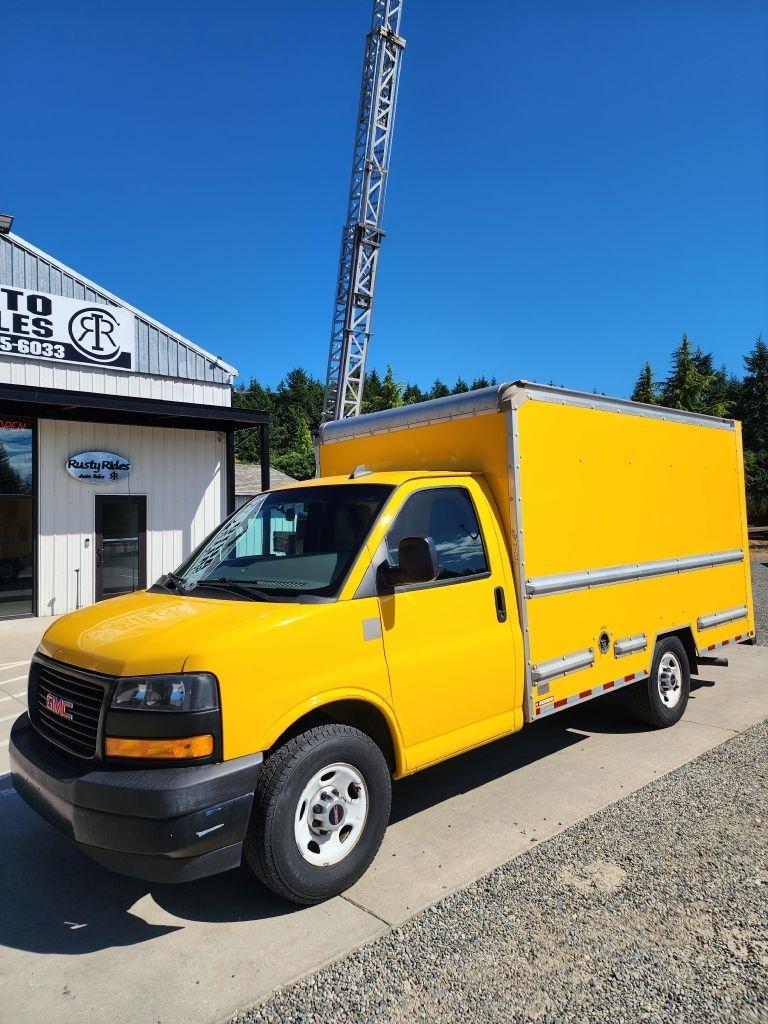 GMC Savana G3500 139 in. 2018