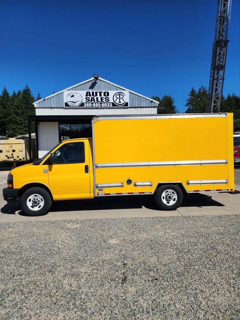 GMC Savana G3500 139 in. 2018