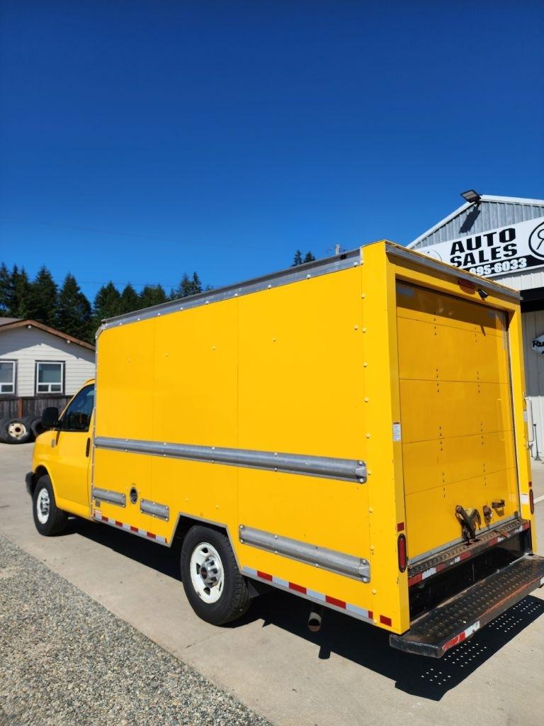 GMC Savana G3500 139 in. 2018