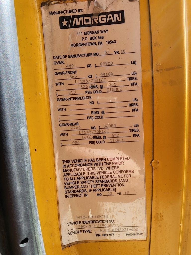 GMC Savana G3500 139 in. 2018
