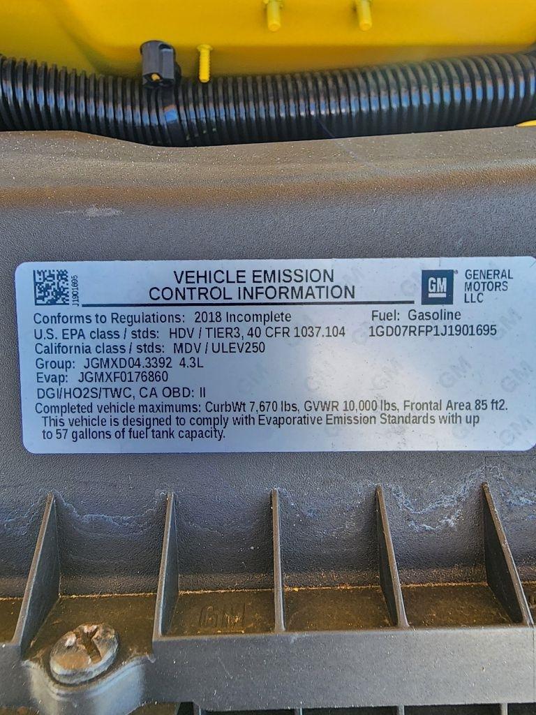 GMC Savana G3500 139 in. 2018