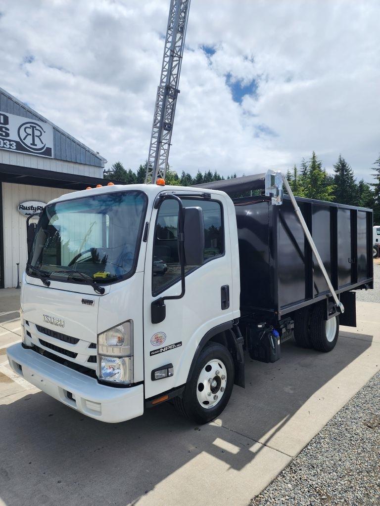 Isuzu NPR  2019