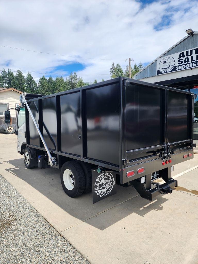 Isuzu NPR  2019