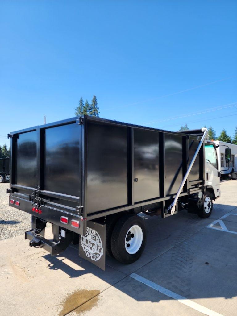 Isuzu NPR  2019