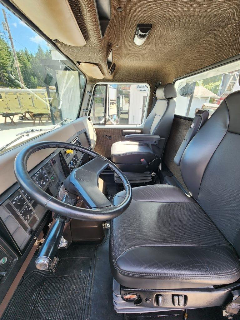 International 4900  1993