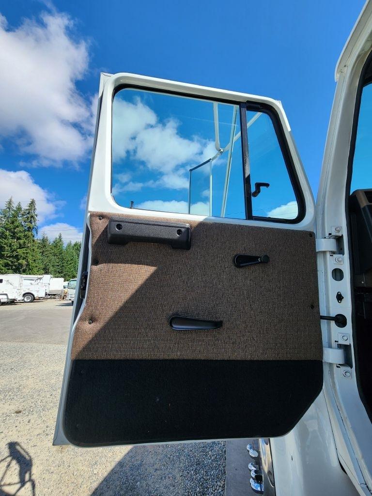 International 4900  1993