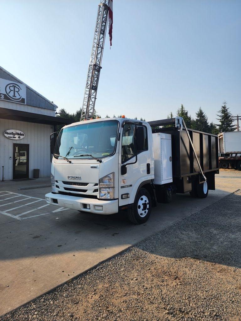 Isuzu NPR  2018
