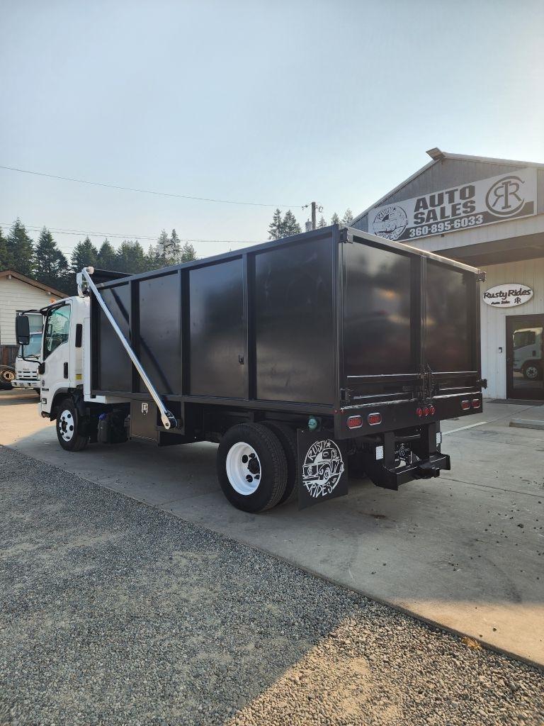 Isuzu NPR  2018