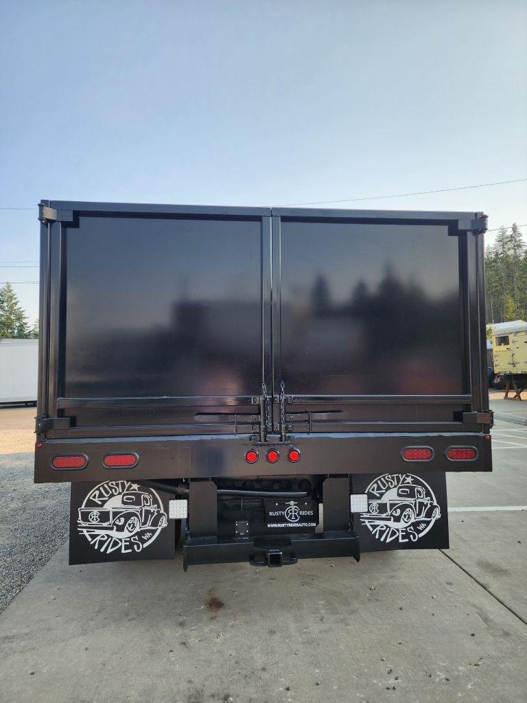 Isuzu NPR  2018