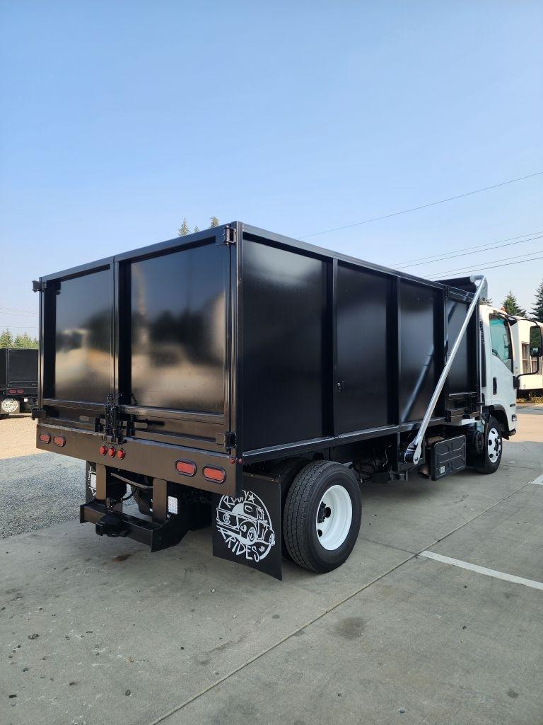 Isuzu NPR  2018