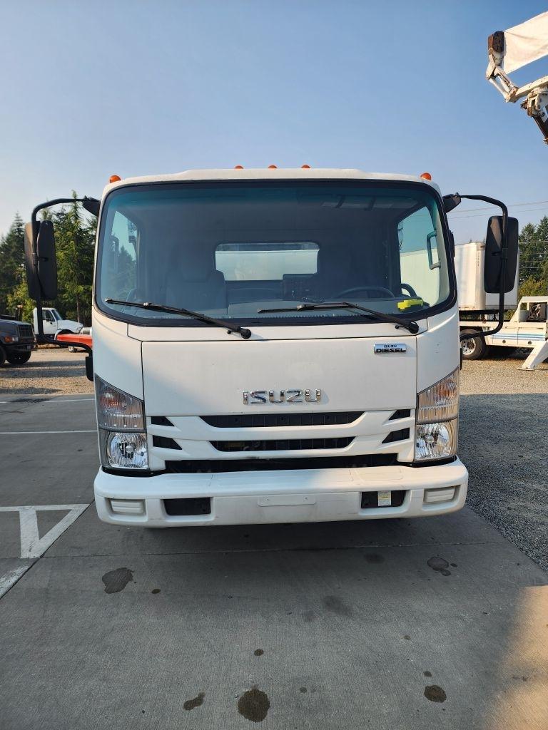Isuzu NPR  2018