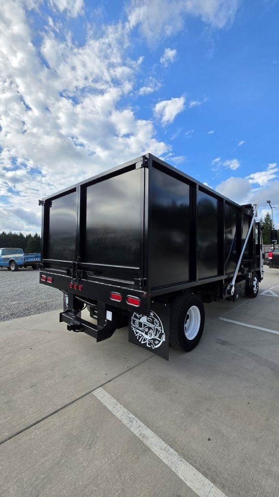 Isuzu NPR  2019