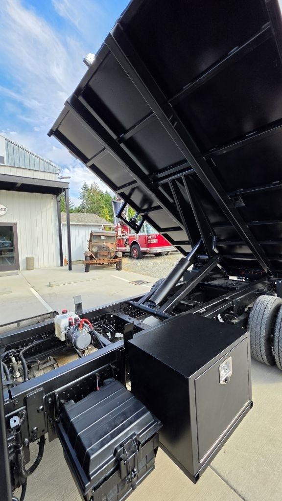 Isuzu NPR  2019
