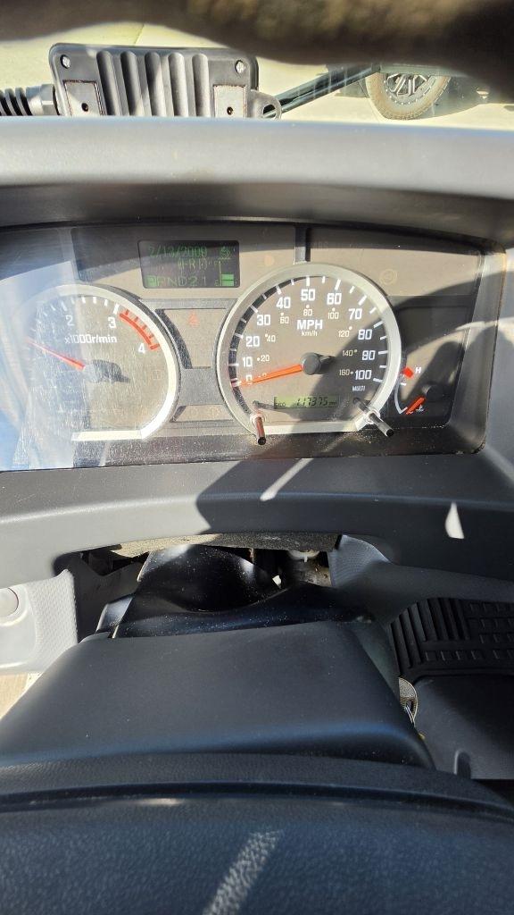 Isuzu NPR  2019