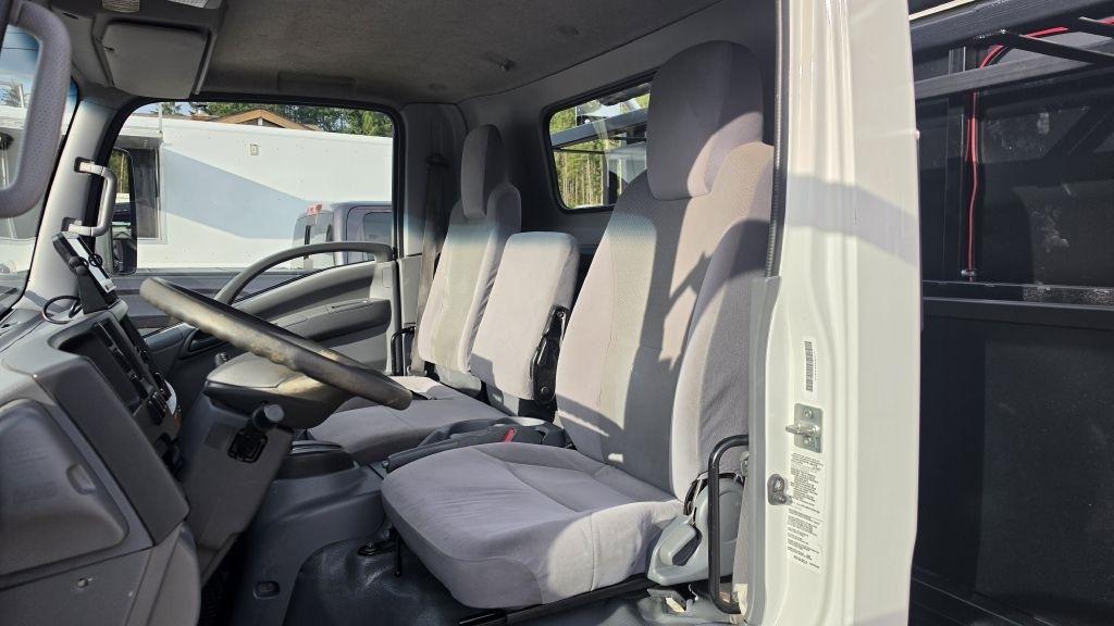 Isuzu NPR  2019