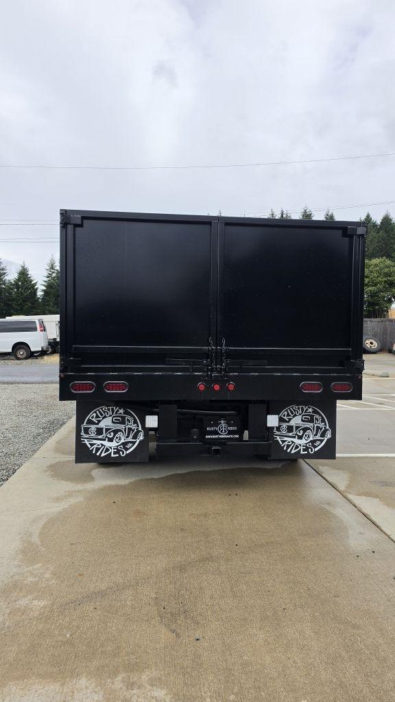Isuzu NPR  2019