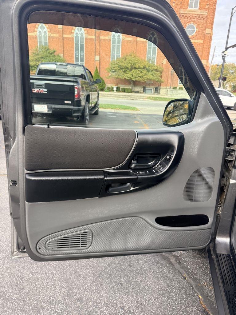 Ford Ranger TREMOR SuperCab 4-Door 2WD 2004 Ford Ranger TREMOR SuperCab 4-Door 2WD 2004