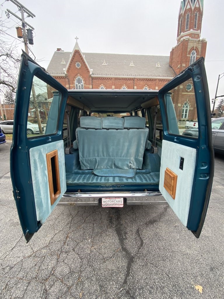 Chevrolet Sport Van G20 1993