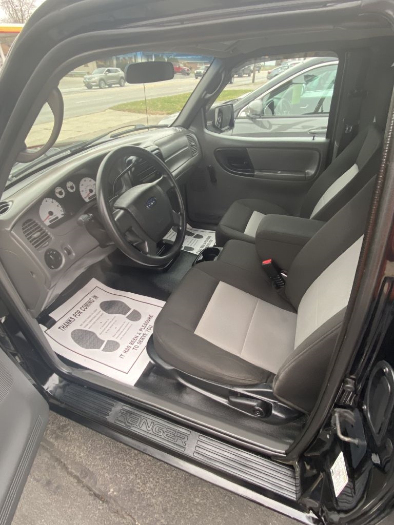 2011 Ford Ranger XLT photo 3