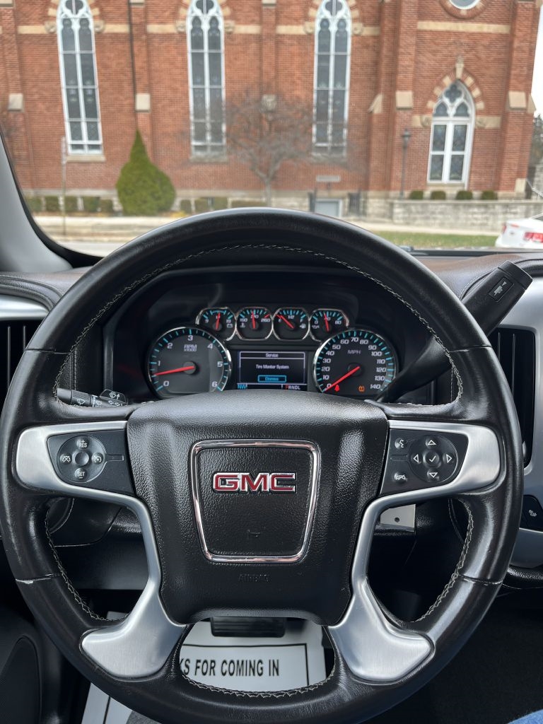 GMC Sierra 1500 SLE Double Cab 4WD 2017