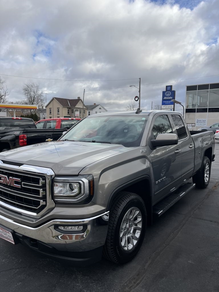 GMC Sierra 1500 SLE Double Cab 4WD 2017
