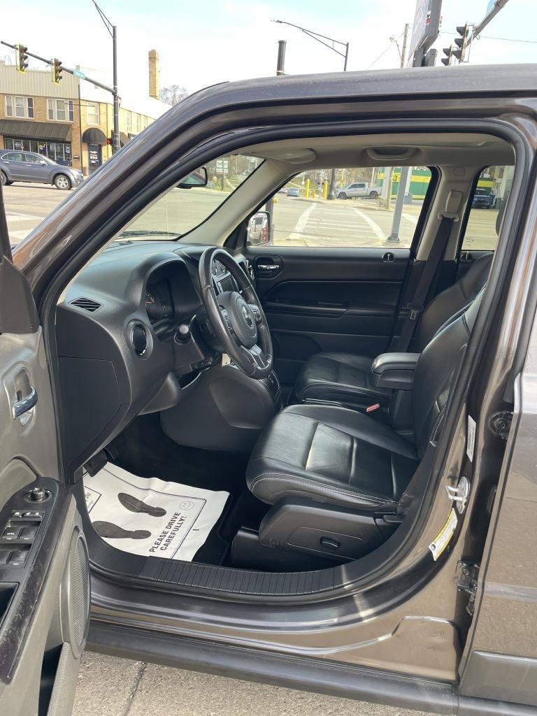 Jeep Patriot Latitude 2WD 2016