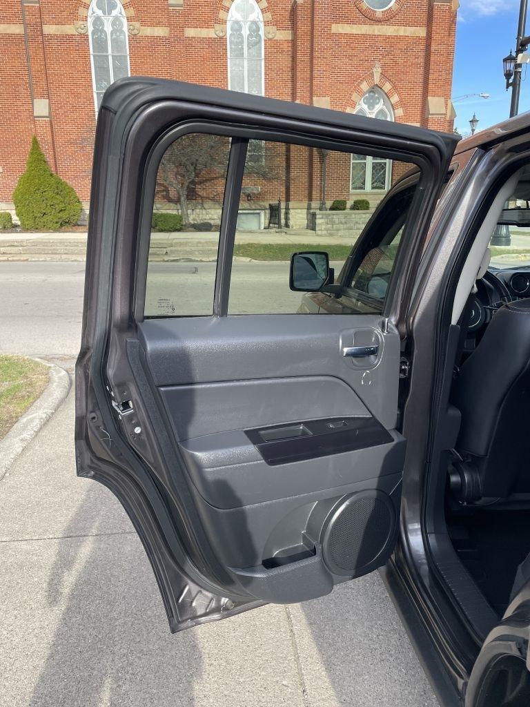 Jeep Patriot Latitude 2WD 2016