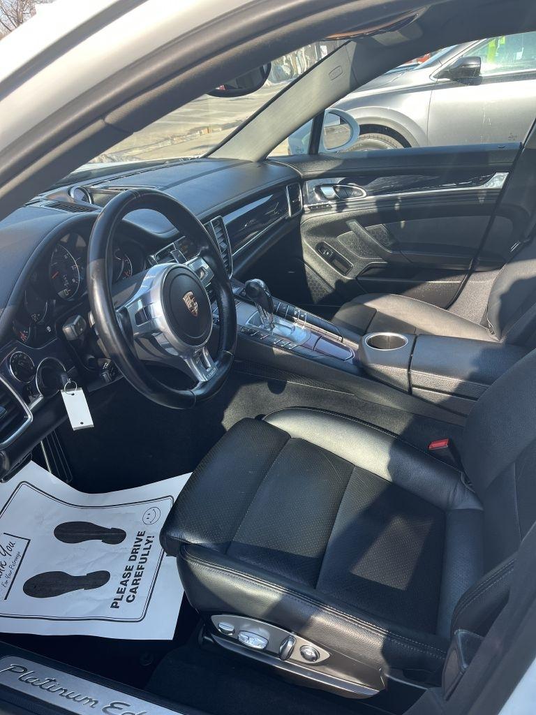 Porsche Panamera 4 2013