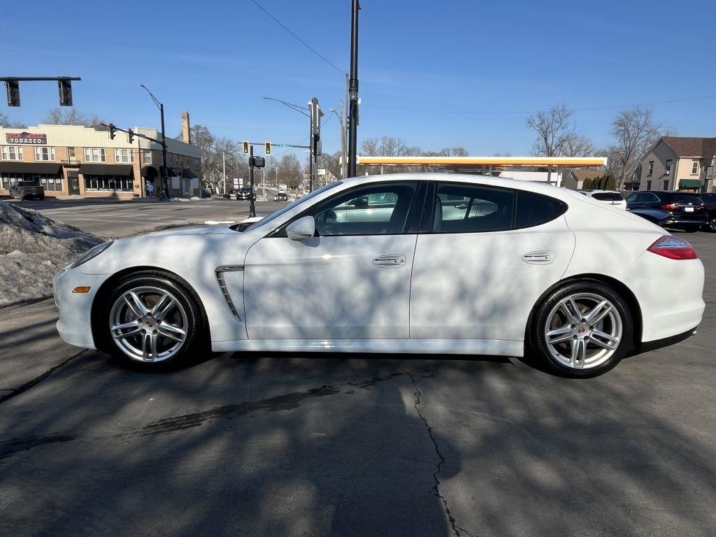 Porsche Panamera 4 2013