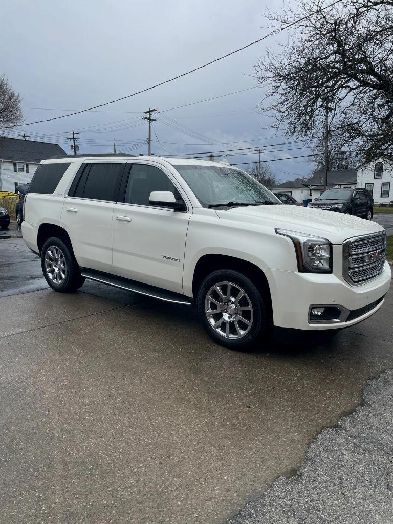 GMC Yukon SLT 4WD 2015