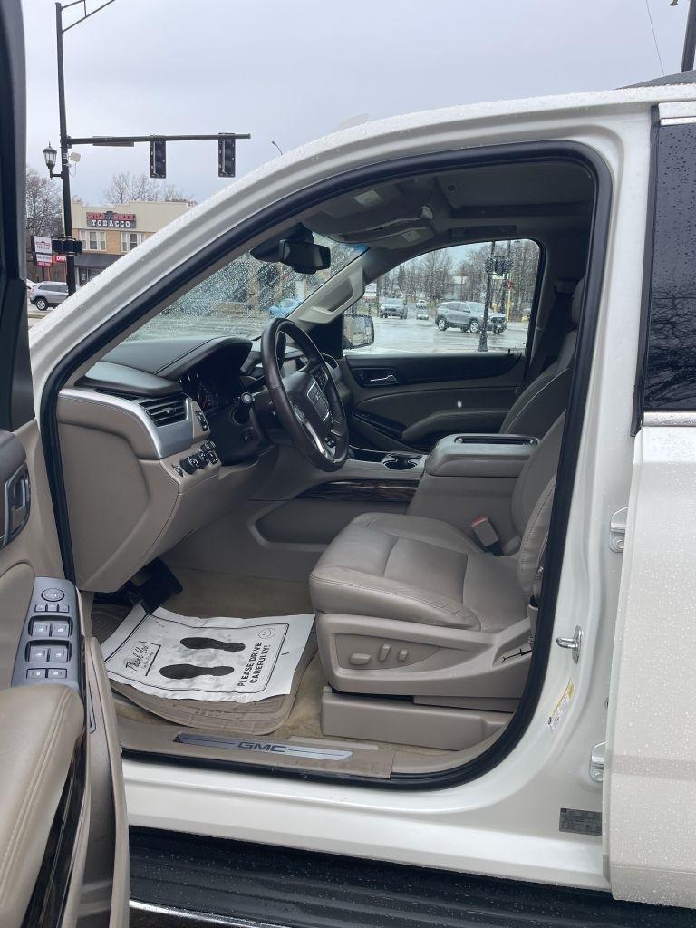 GMC Yukon SLT 4WD 2015