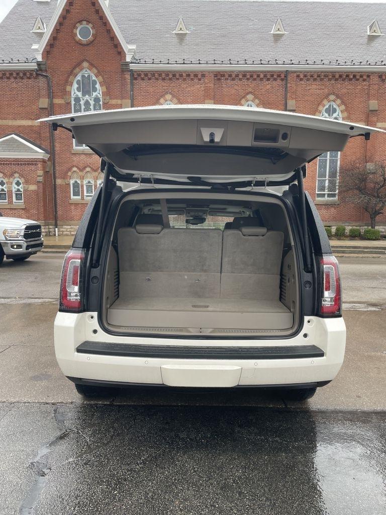 GMC Yukon SLT 4WD 2015