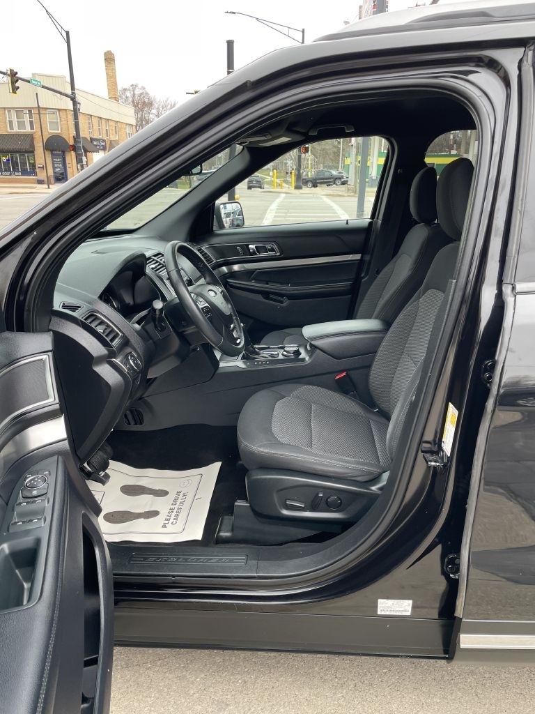 Ford Explorer XLT 4WD 2019