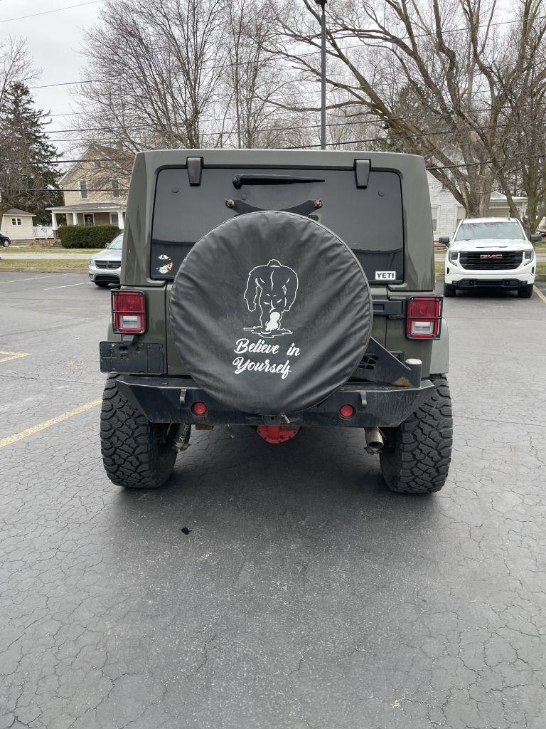 Jeep Wrangler Unlimited Sahara 4WD 2016