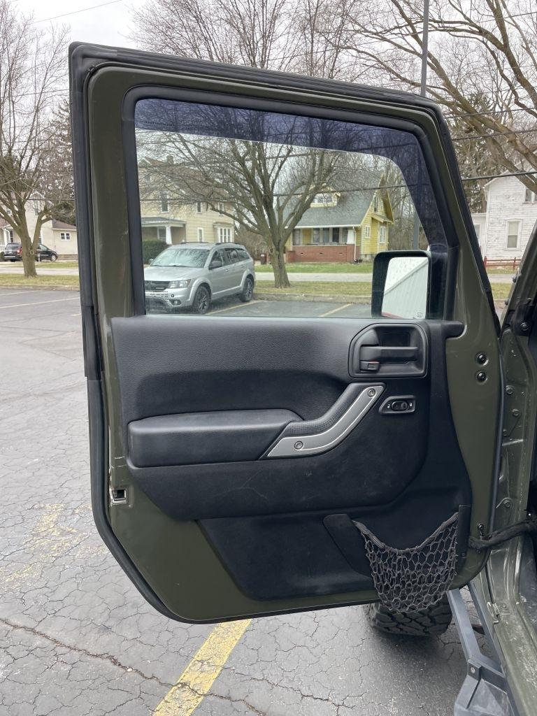 Jeep Wrangler Unlimited Sahara 4WD 2016