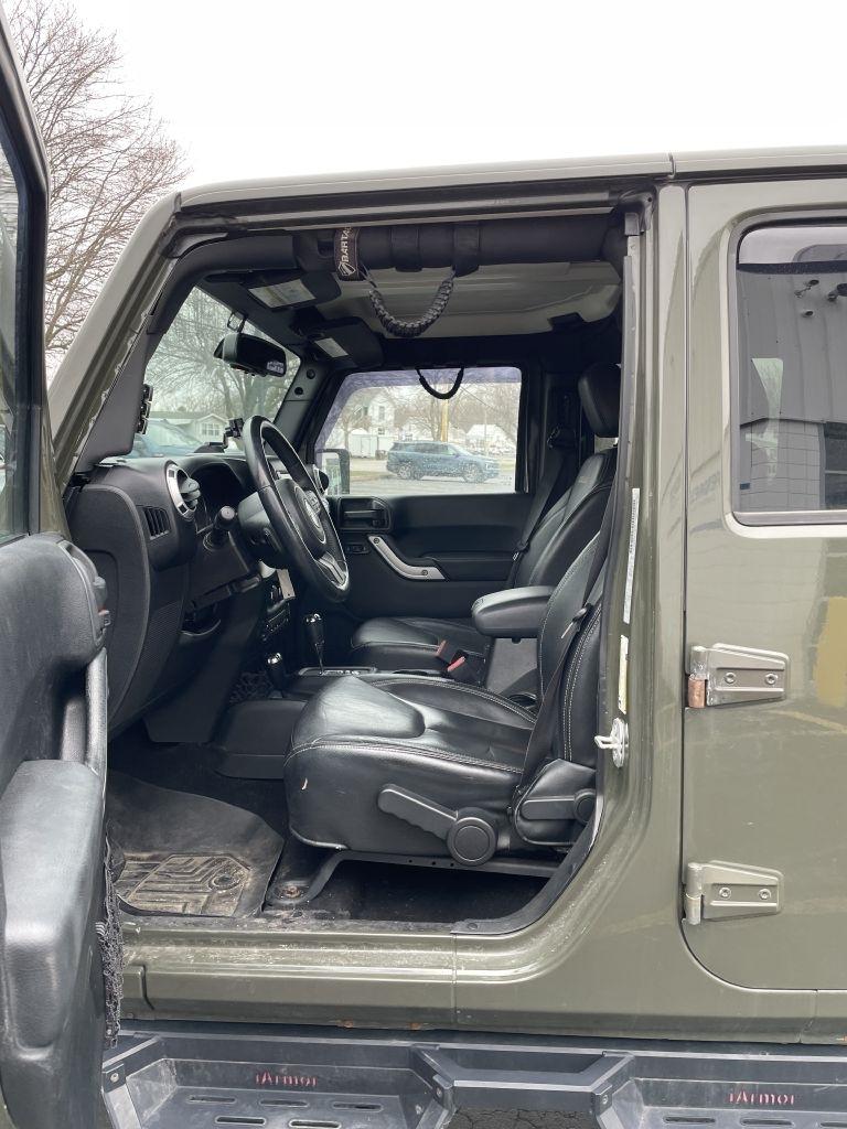 Jeep Wrangler Unlimited Sahara 4WD 2016