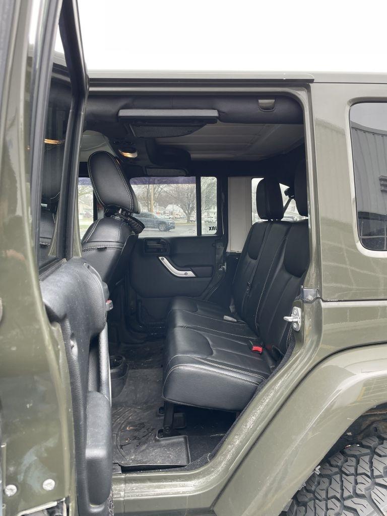 Jeep Wrangler Unlimited Sahara 4WD 2016